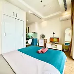 Top Floor High Quality Studio In Vinhomes Green Bay Near Marriott, Grand Plaza